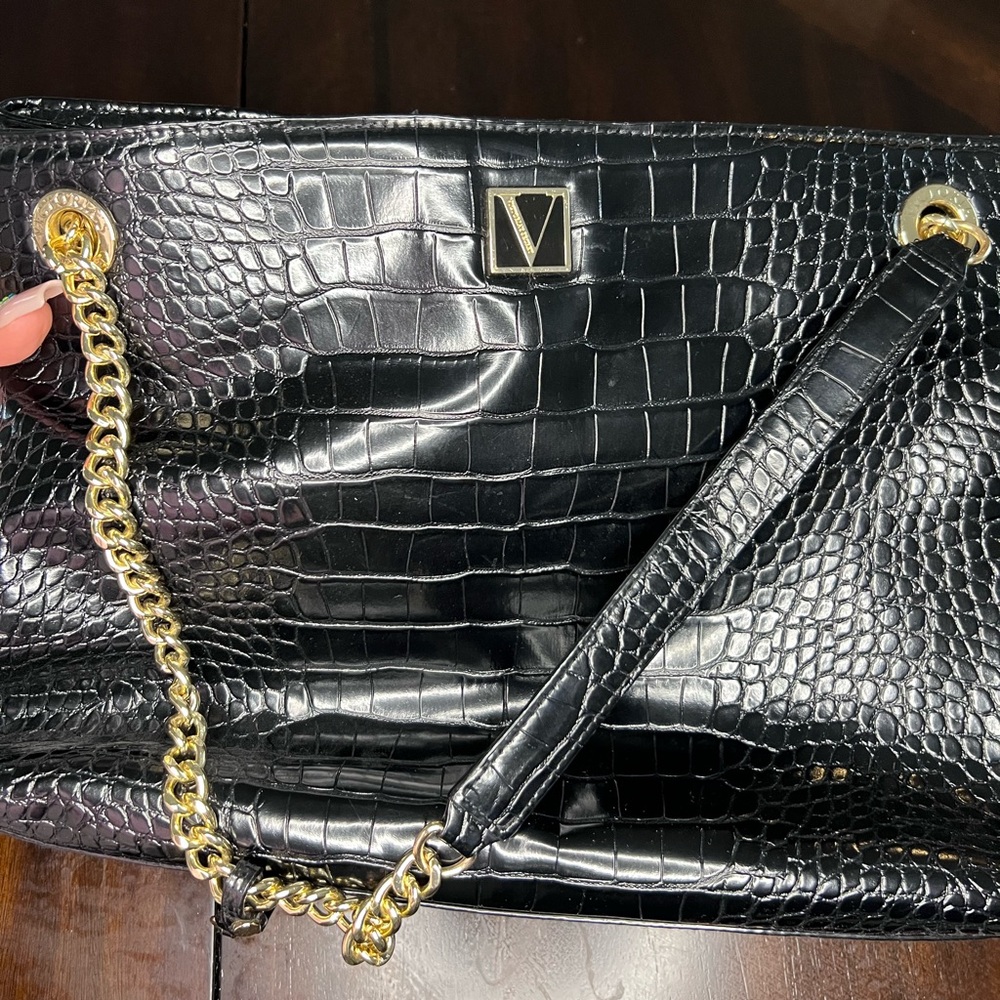 VS black purse